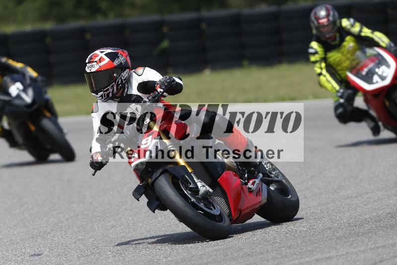 /27 12.06.2025 Ducati Schweiz Trackday Warmup  ADR/blau-bleu/19-1